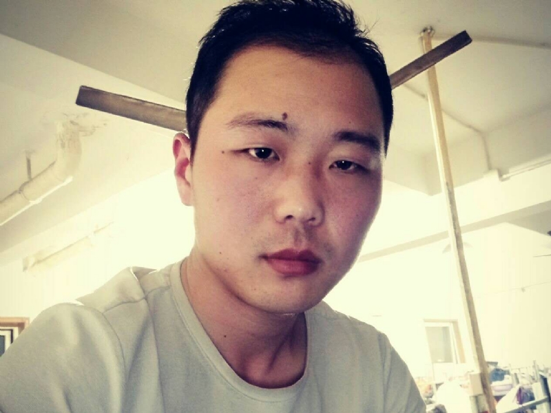 听听那冷雨的第一张照片--昆明相亲服务中心