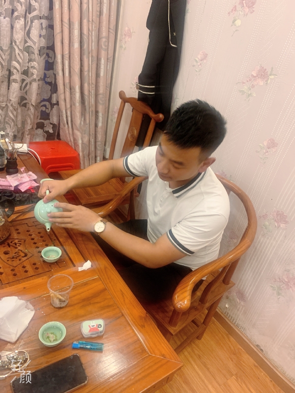古有风琴的第一张照片--昆明相亲服务中心
