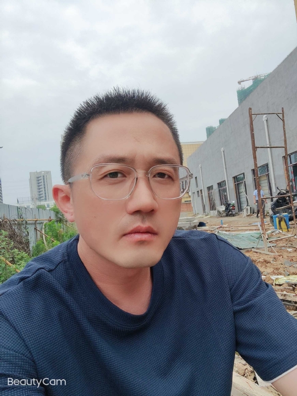 清风烈酒的第二张照片--昆明相亲服务中心