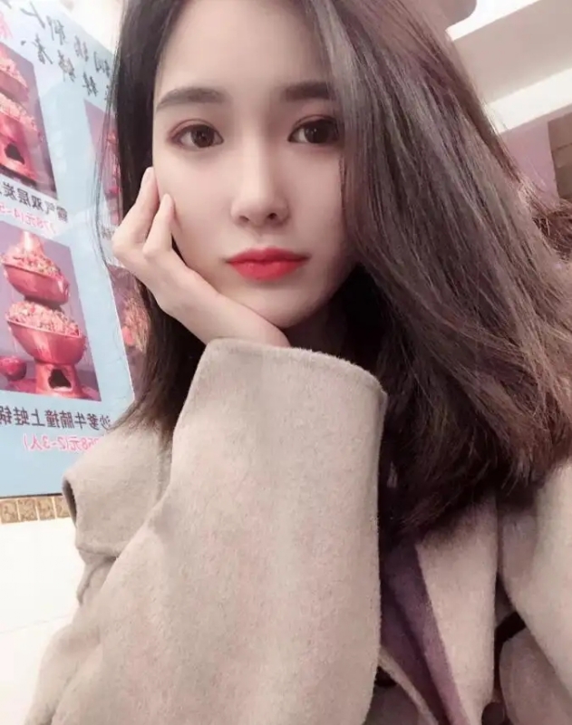 谢玲的第一张照片--昆明相亲服务中心