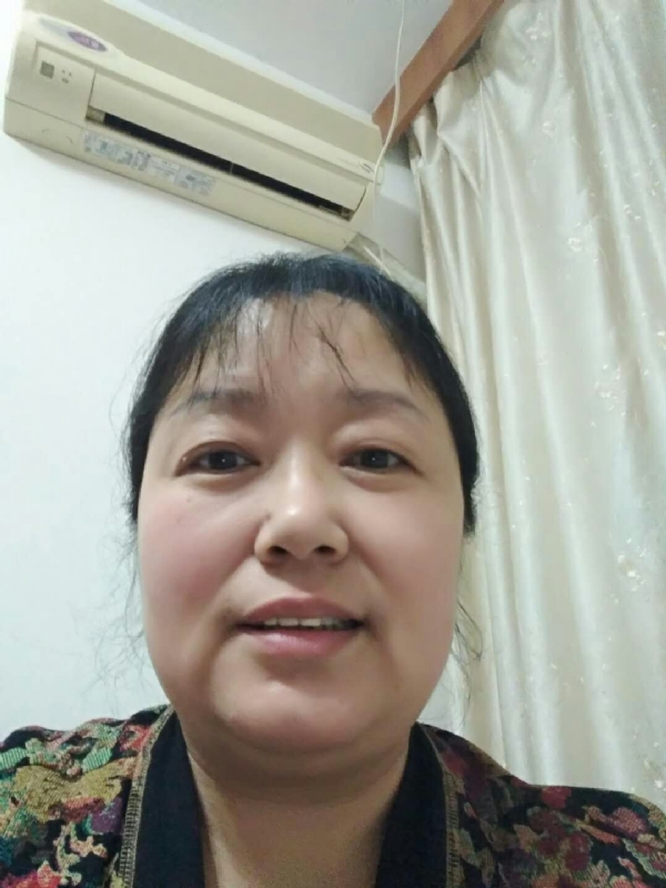 雨中漫步的第一张照片--昆明相亲服务中心