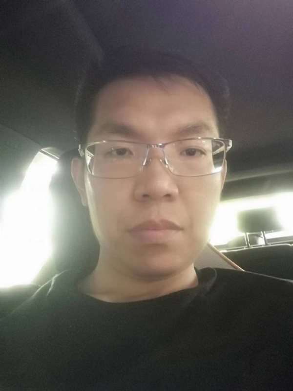 小黑包的第二张照片--昆明相亲服务中心