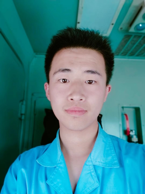 生而为人的第四张照片--昆明相亲服务中心