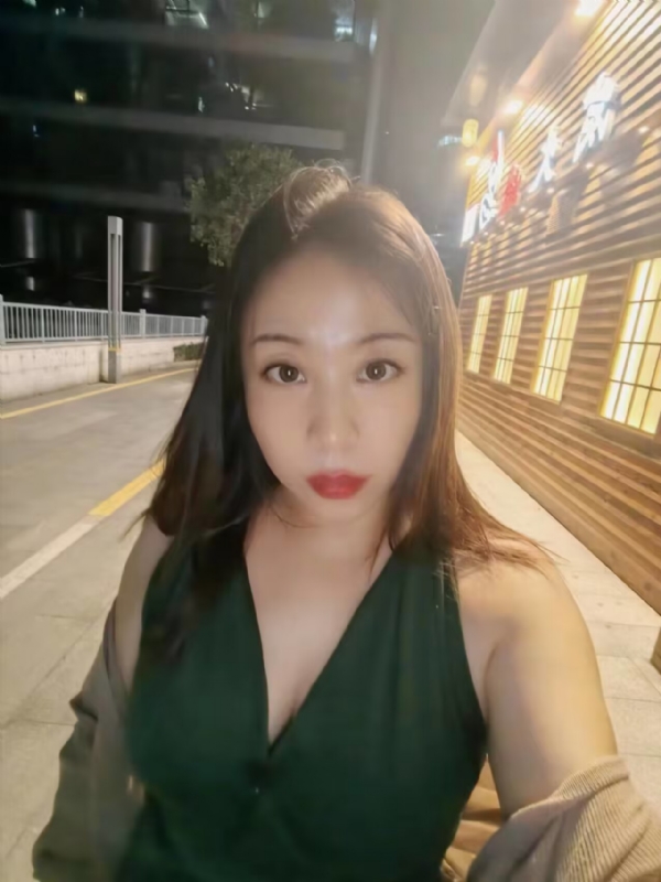 叶子青青的第三张照片--昆明相亲服务中心