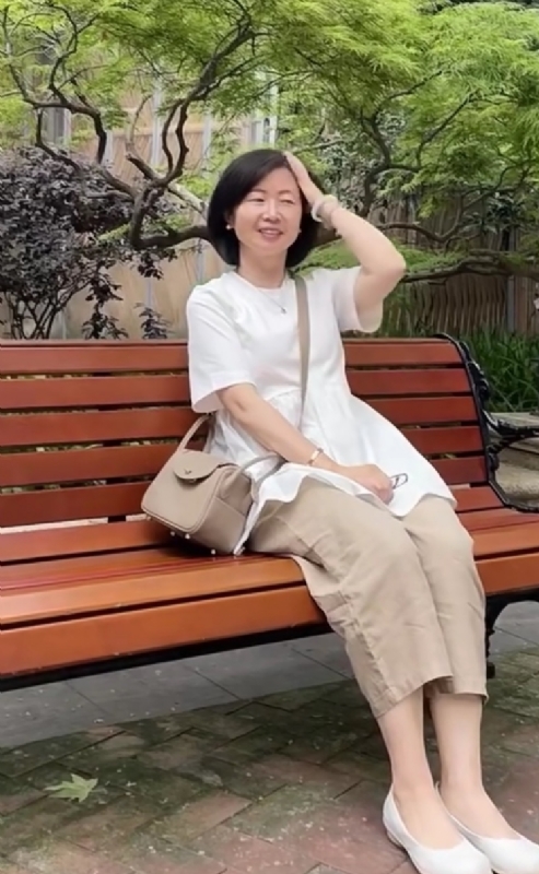 千年老母猪的第五张照片--昆明相亲服务中心