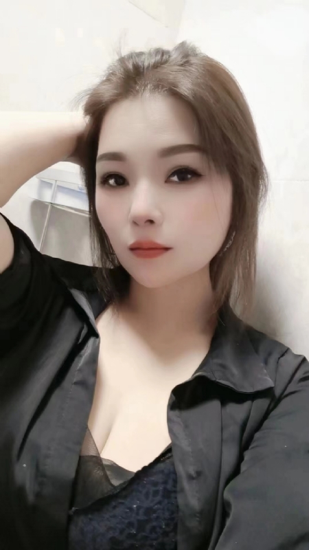 爱笑的女孩的第一张照片--昆明相亲服务中心