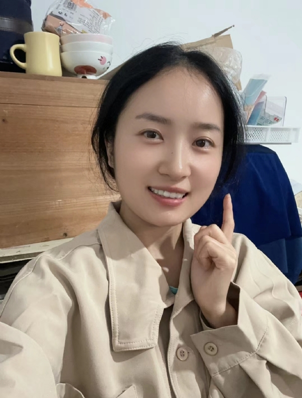 多喝热水的第一张照片--昆明相亲服务中心