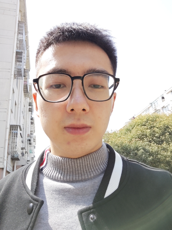 七彩皮皮虾的第一张照片--昆明相亲服务中心