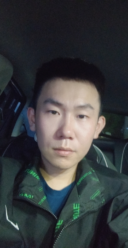 想结婚的小李的第一张照片--昆明相亲服务中心