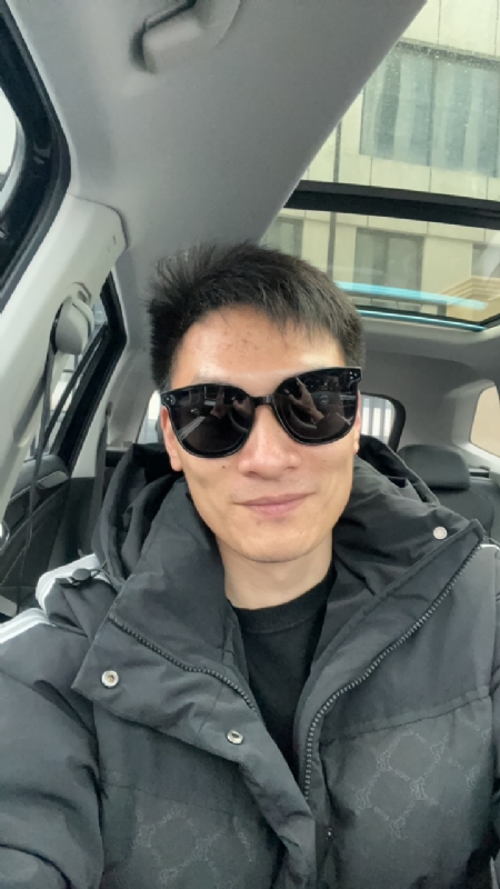 男孩的第一张照片--昆明相亲服务中心