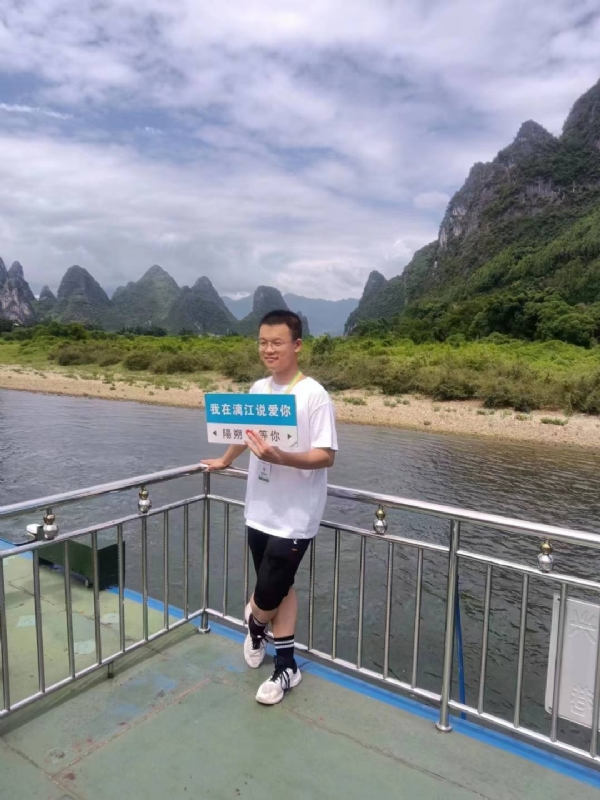 决胜时刻的第一张照片--昆明相亲服务中心