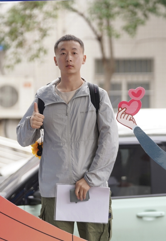 当下的第一张照片--昆明相亲服务中心