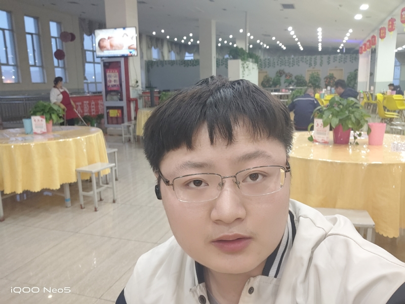 跳楼机的第一张照片--昆明相亲服务中心
