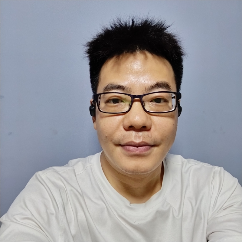 八月的星光的第一张照片--昆明相亲服务中心