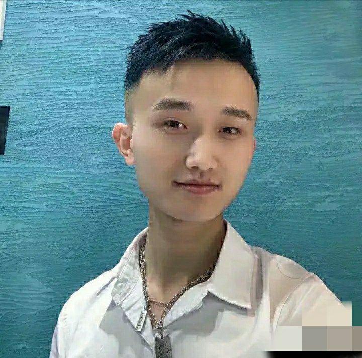 小哥哥的第一张照片--昆明相亲服务中心