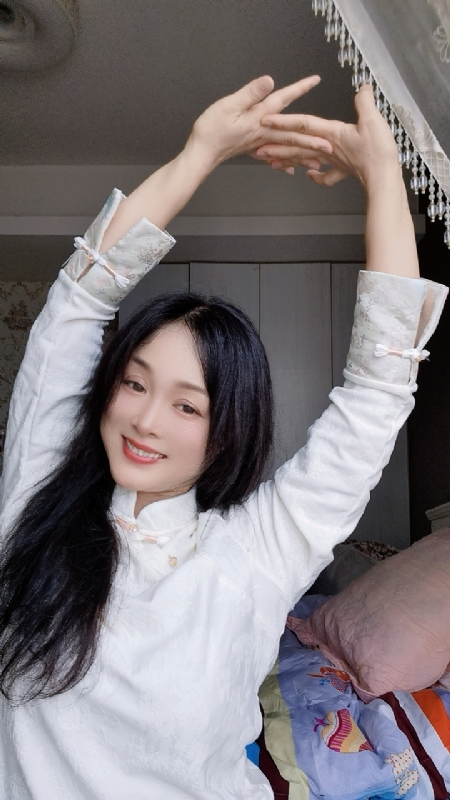 伊伊的第四张照片--昆明相亲服务中心