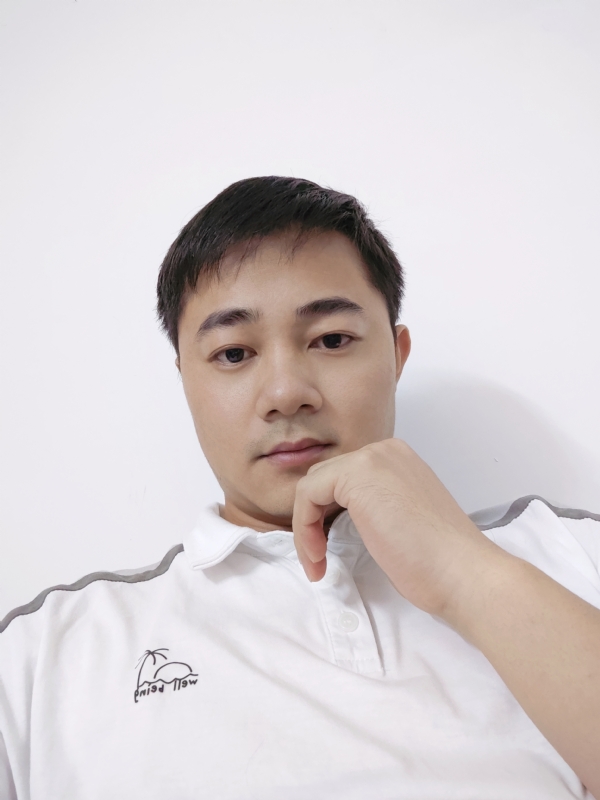 啊良的第一张照片--昆明相亲服务中心