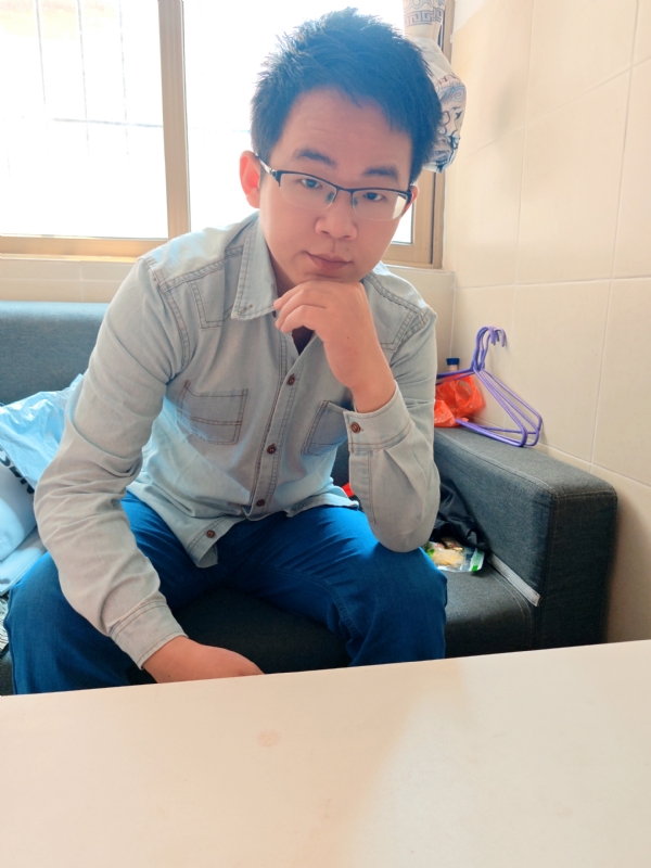 红尘一粟的第一张照片--昆明相亲服务中心