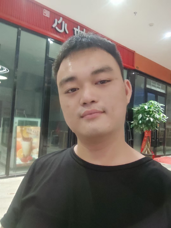 寻找另一半的第一张照片--昆明相亲服务中心