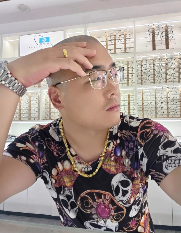 一生诺言的第一张照片--昆明相亲服务中心